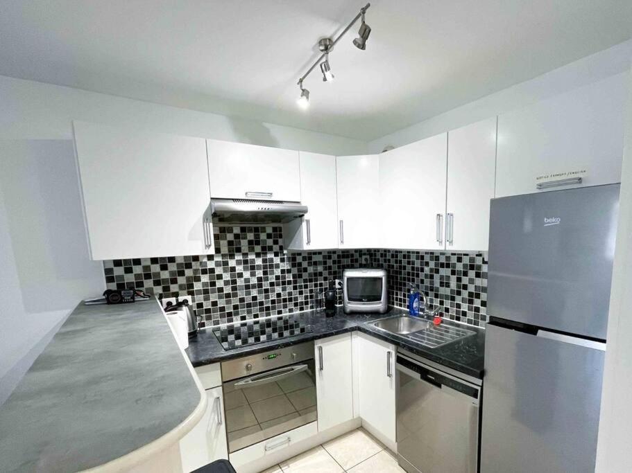 Modern One Bedroom Apartment In קאן מראה חיצוני תמונה